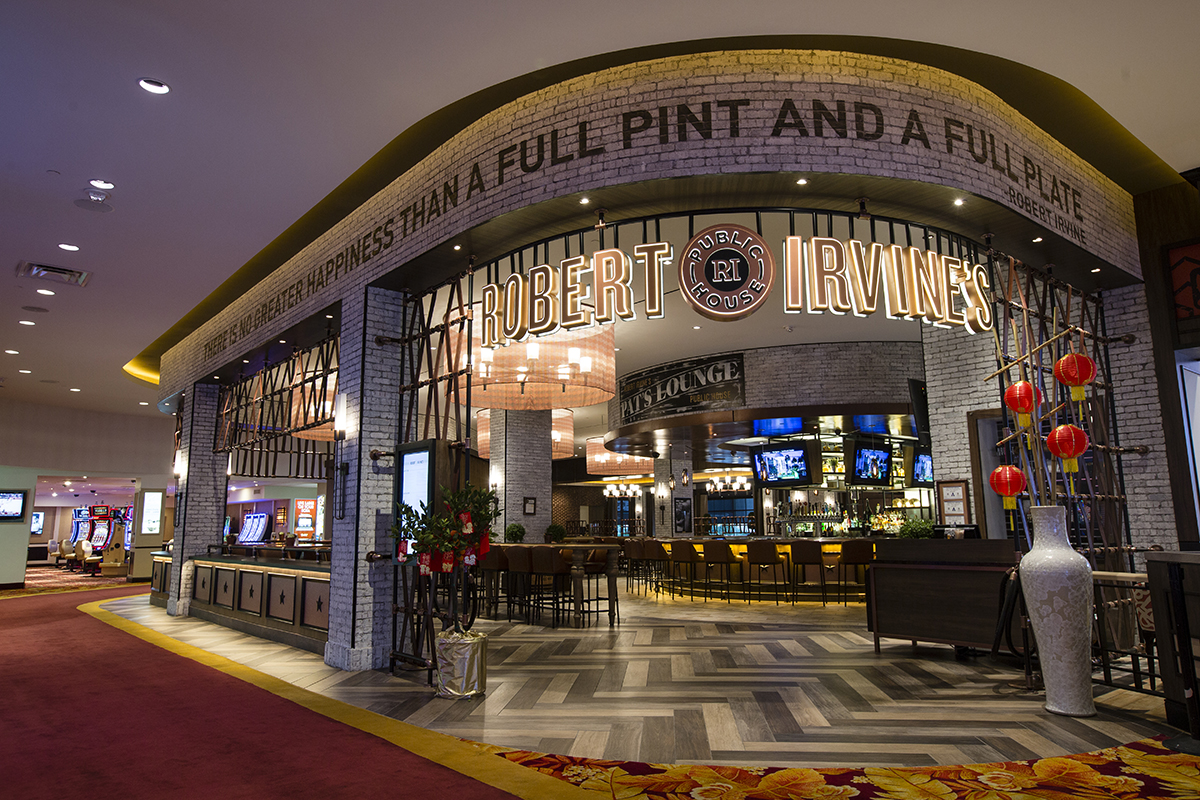Robert Irvine Public House   by  Marnell Companies Industry-Leading Casino Architecture and Design Best Architect and Designer in Las Vegas, NV